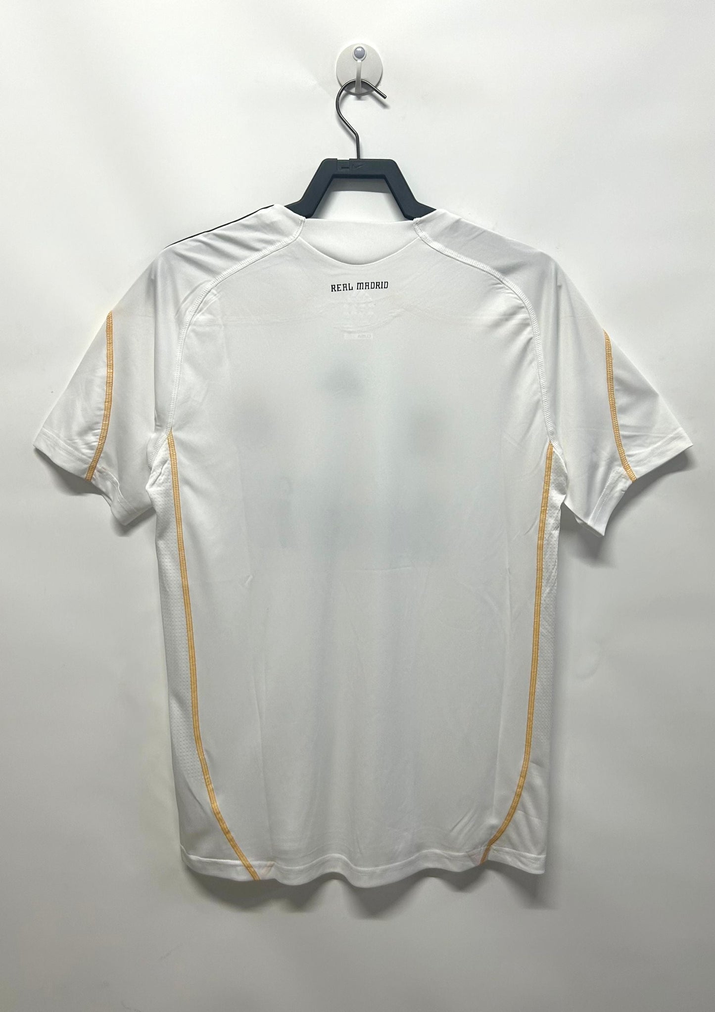 Man's Retro Jersey Real Madrid Team - 2009/2010