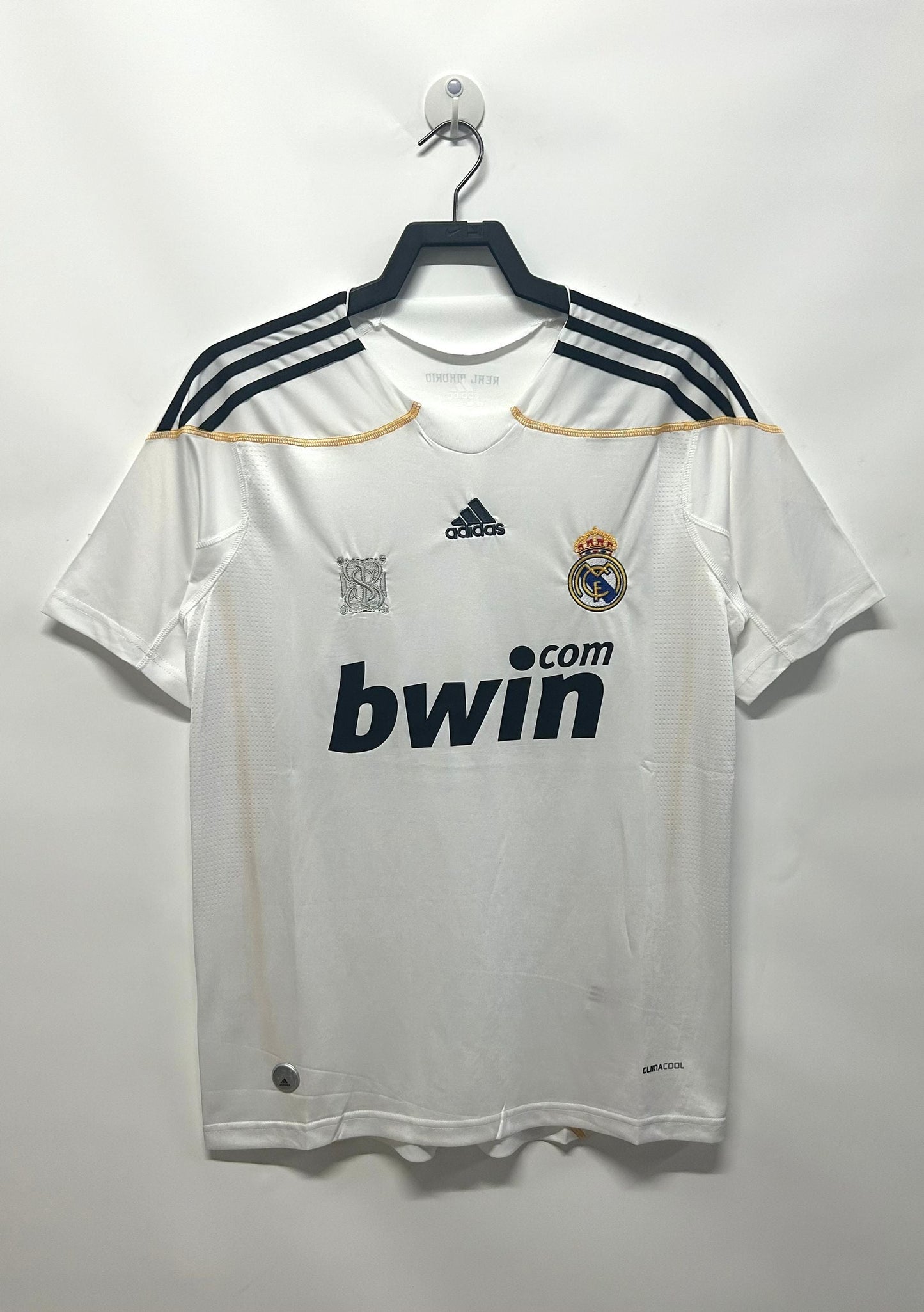 Man's Retro Jersey Real Madrid Team - 2009/2010