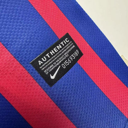 Man's Retro Jersey Barcelona Team Home - 2011/2012