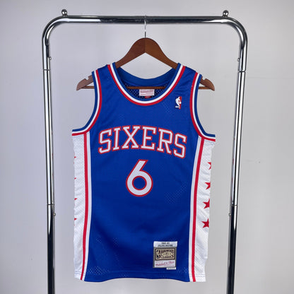 Philadelphia 76ers Retro (1982) - Julius Erving #6