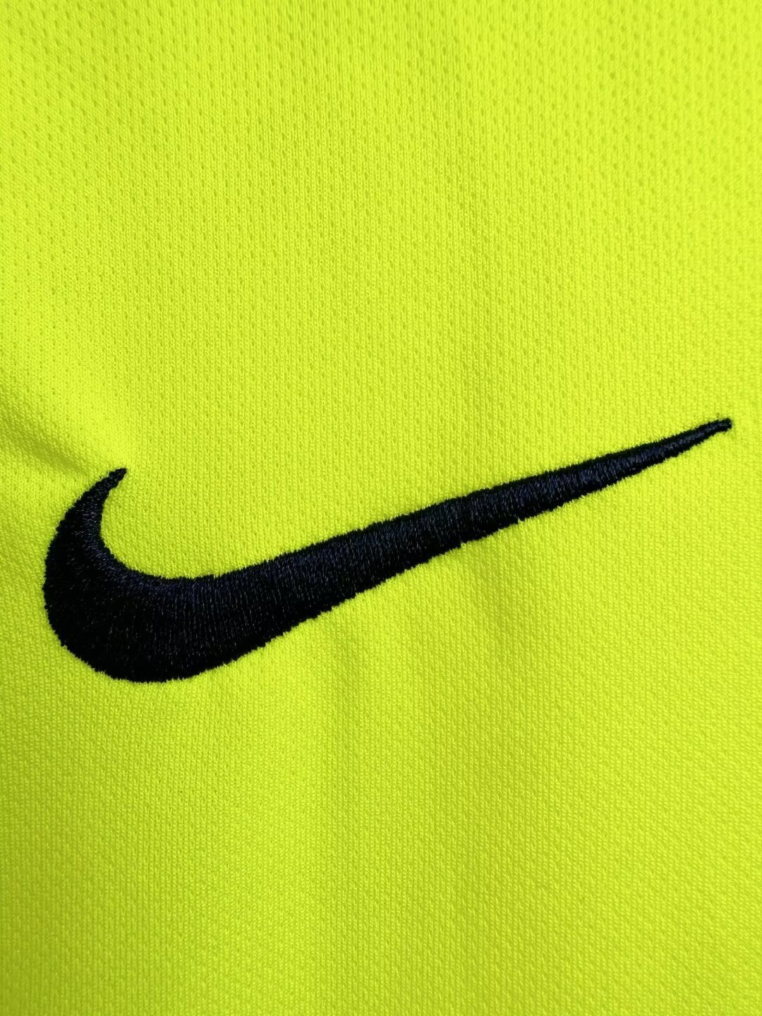 Man's Retro Long Sleeve Barcelona Team Away - 2005/06