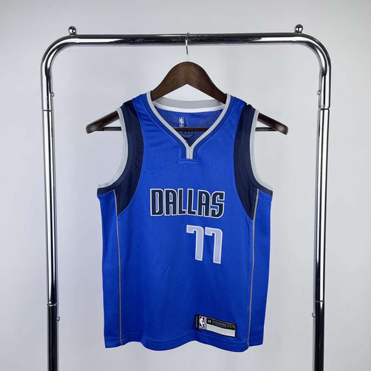 Dallas Mavericks Icon Jersey - Luka Doncic #77 (Kids)