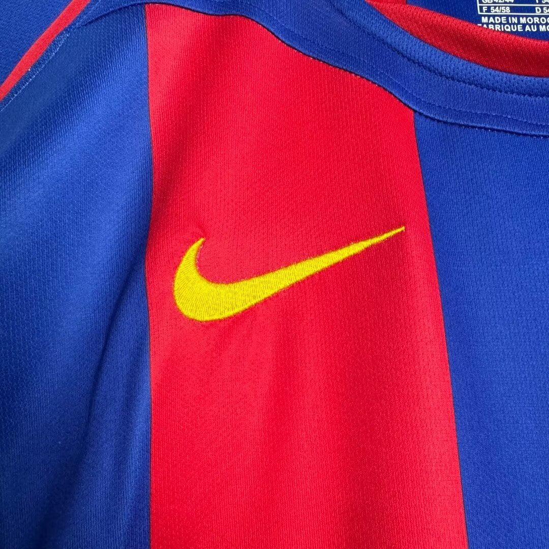 Man's Retro Jersey Barcelona Team Home - 2004/2005