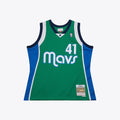 Dallas Mavericks Retro (2004) - Dirk Nowitzki #41