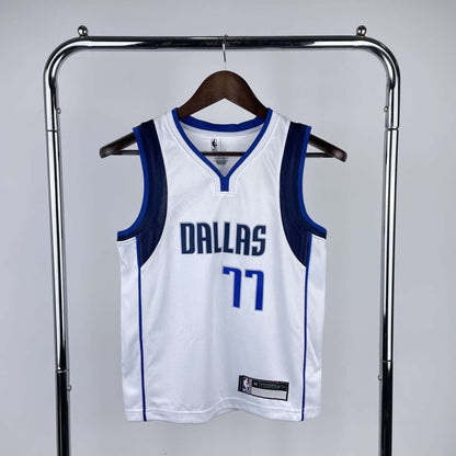 Dallas Mavericks Association (Kids) - Luka Doncic #77