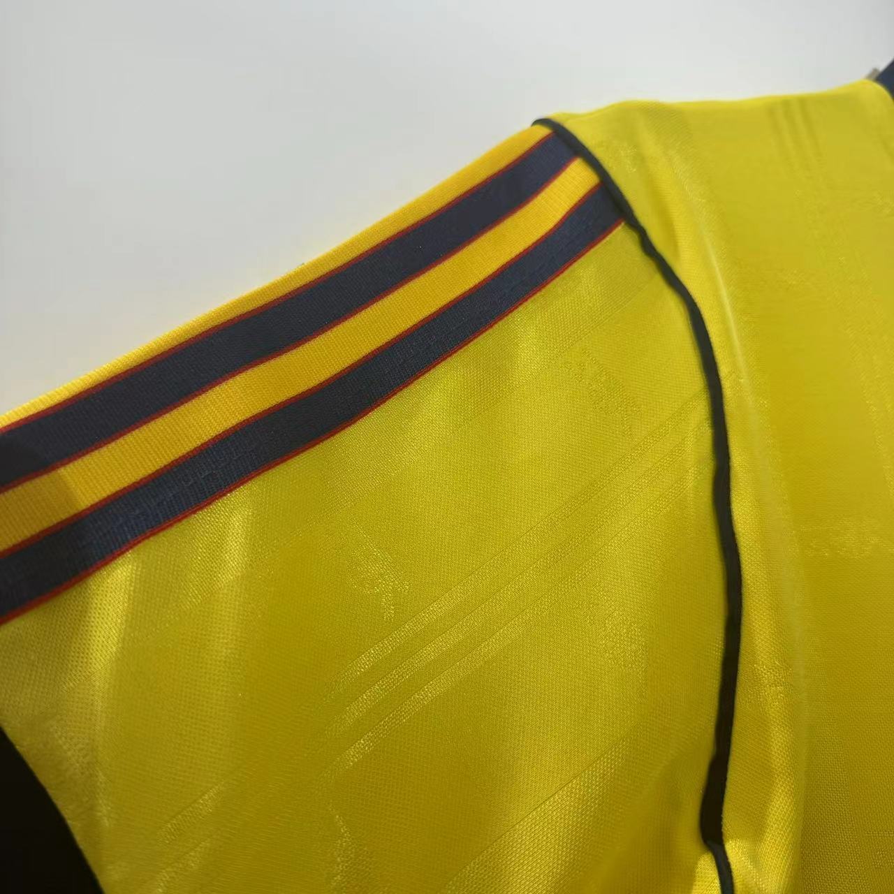 Man's Retro Jersey Arsenal Team Away - 1986/1988