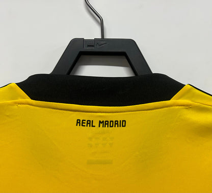 Man's Retro Jersey Real Madrid Team yellow GK - 2011/2012