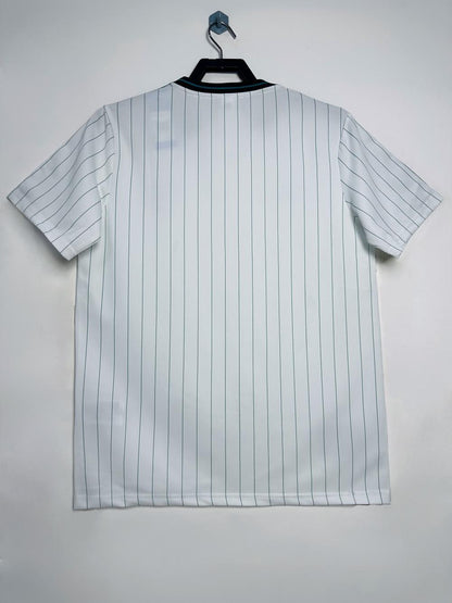 Man's Jersey Retro Liverpool White - 2025/2026