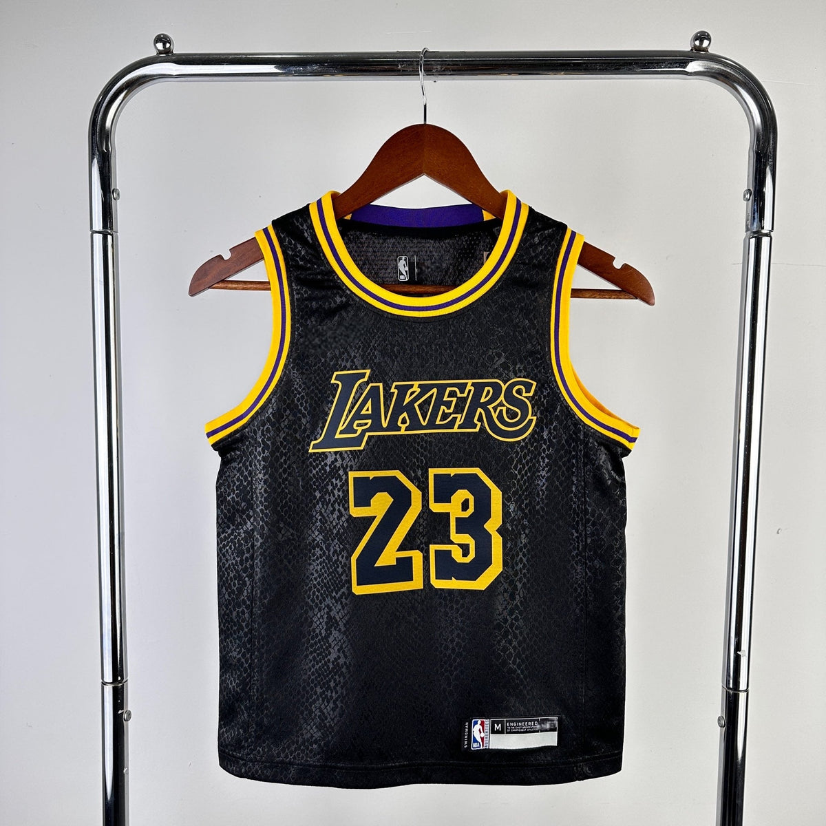 Los Angeles Lakers Black Mamba (Kids) - Lebron James #23