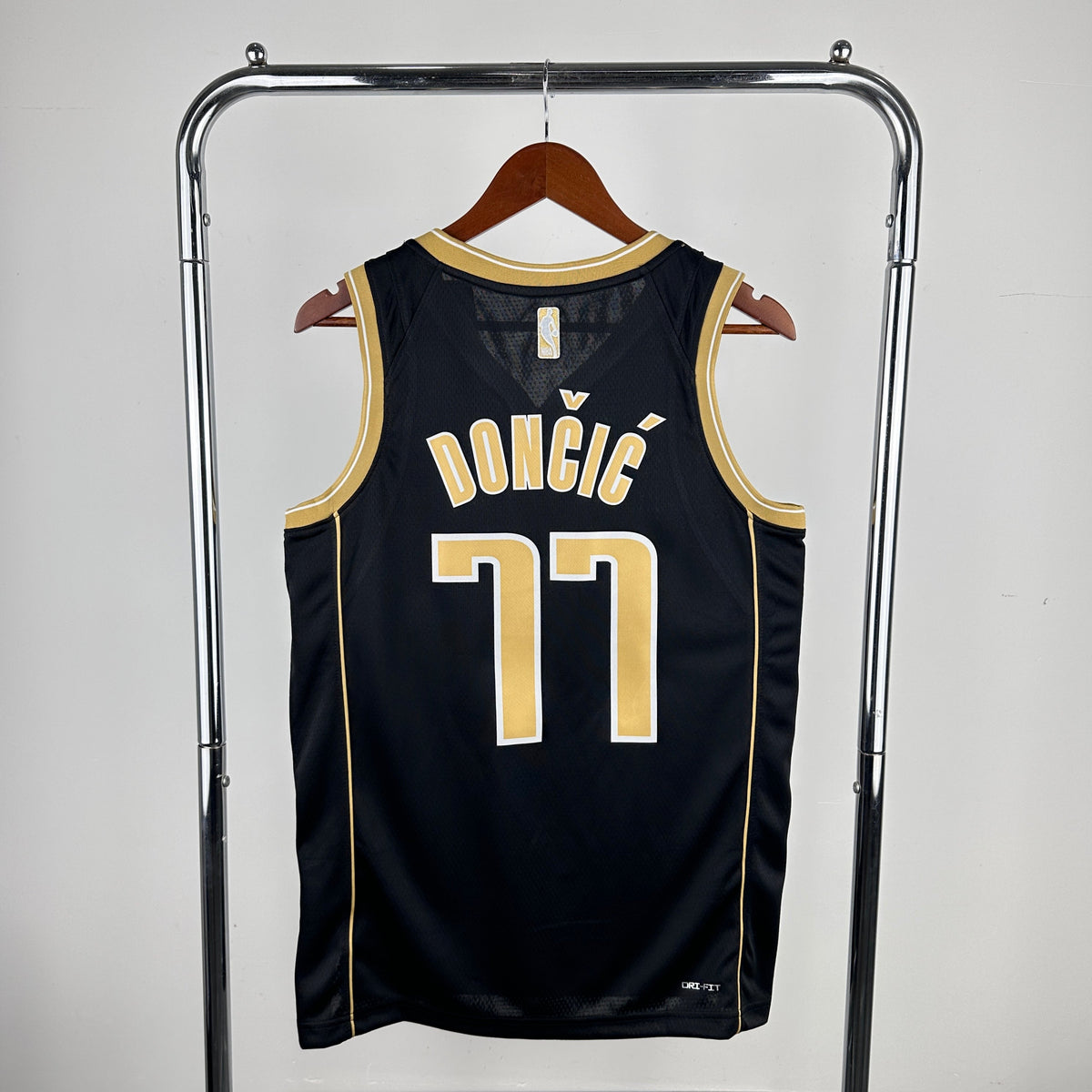 Dallas Mavericks (Special) - Luka Doncic #77