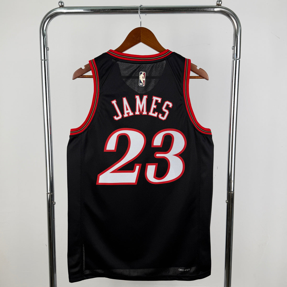 Philadelphia 76ers Classic (Current) - Lebron James #23