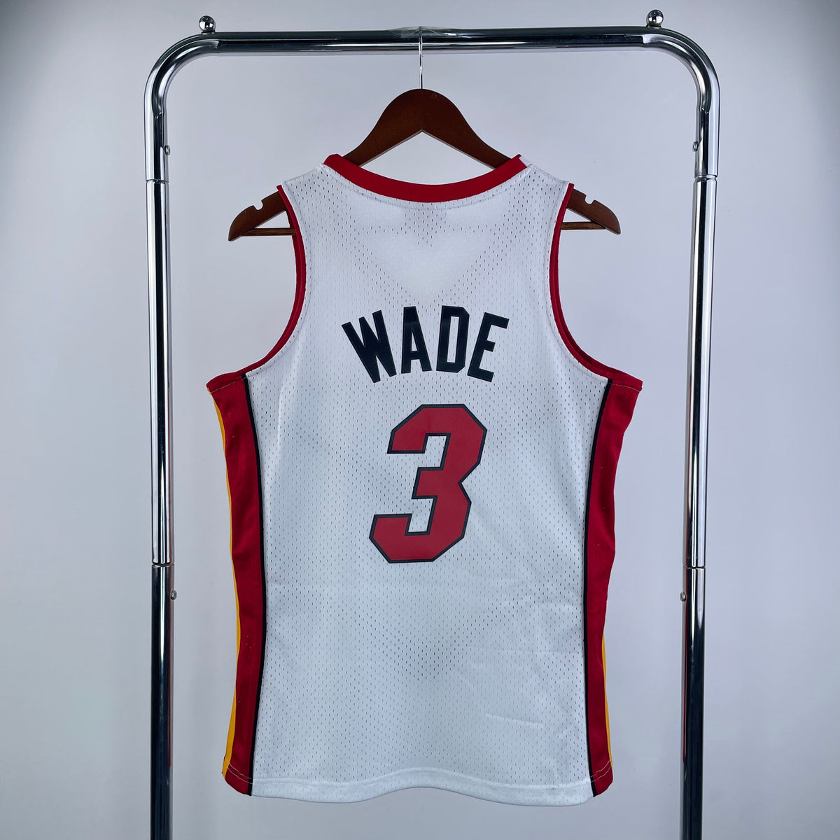 Miami Heat Retro (2005) - Dwyane Wade #3