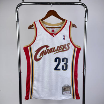 Cleveland Cavaliers Retro (2003) - Lebron James #23