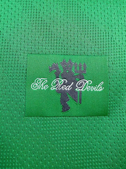 Man's Retro Long Sleeve Manchester United Team Green GK - 2007/08