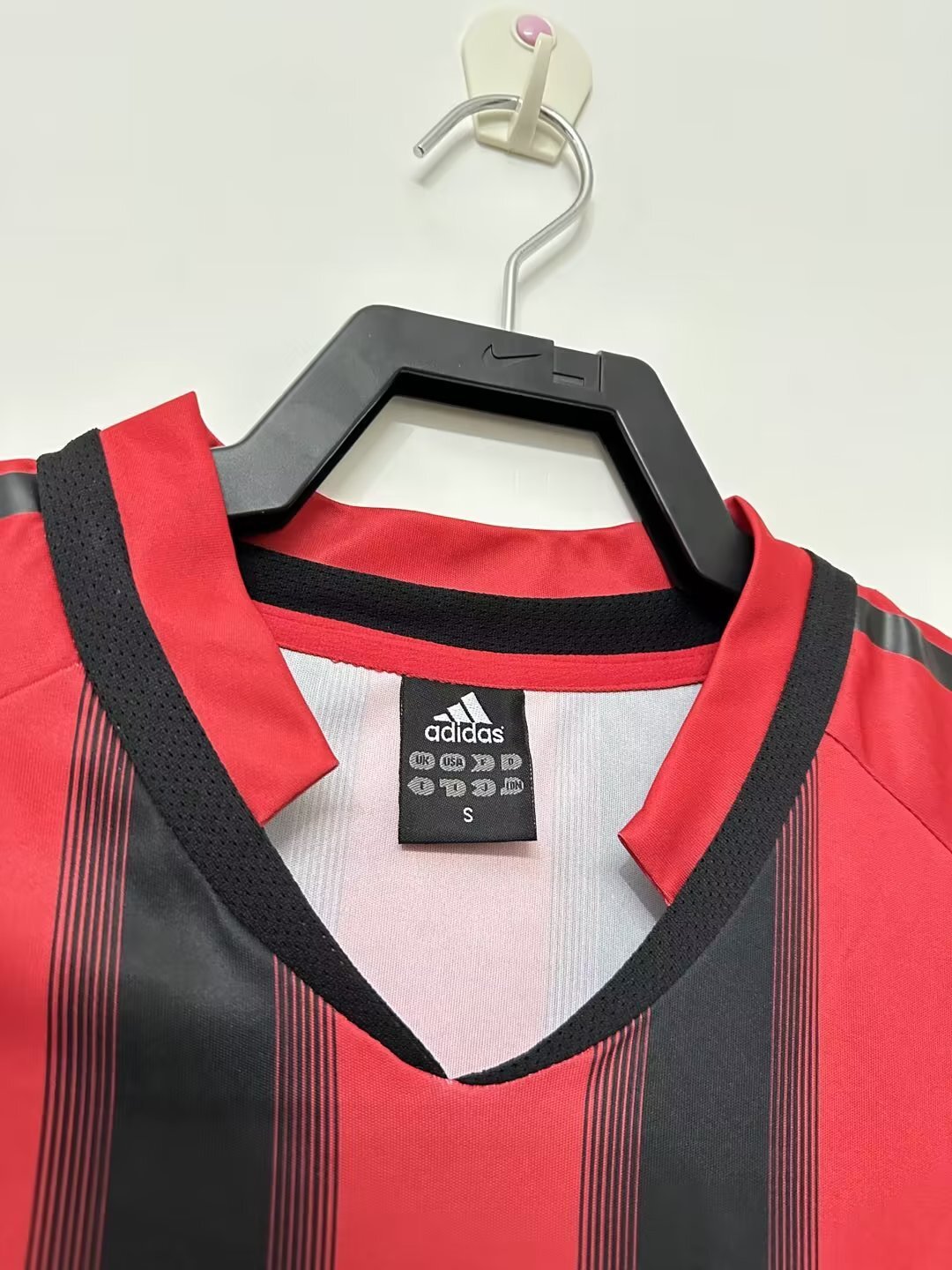 Man's Retro Jersey Milan Team - 2004/05