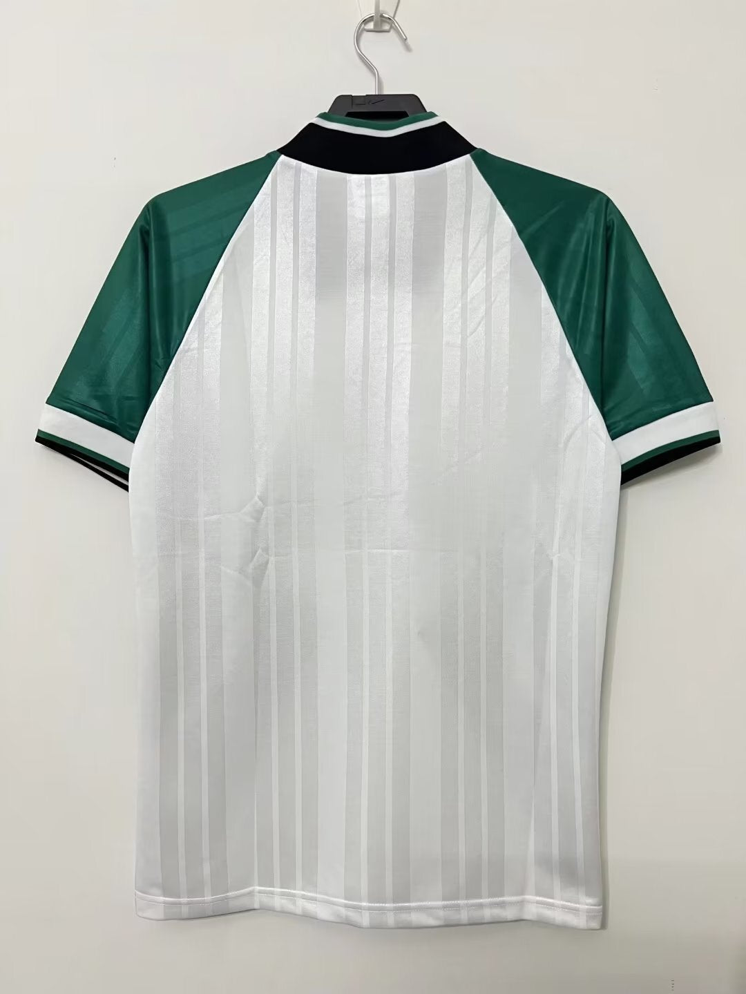 Man's Retro Jersey Liverpool Team - 1993/95