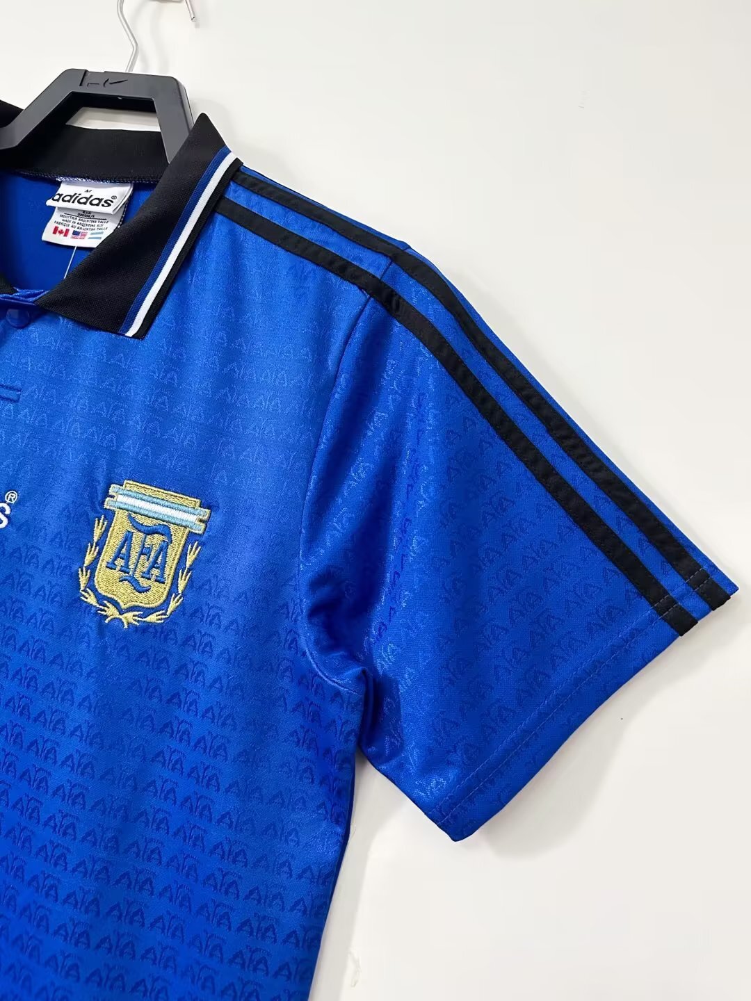 Man's Retro Jersey Argentina National Team - 1994