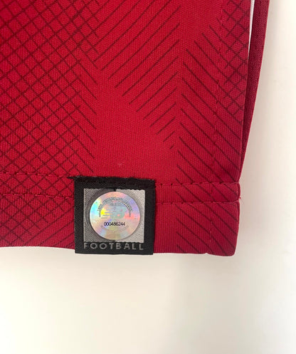 Man's Retro Jersey Liverpool Team Home - 2018/2019