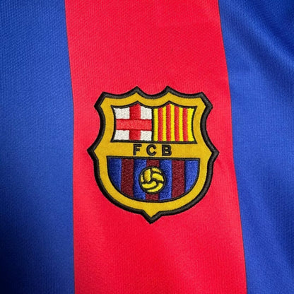 Man's Retro Jersey Barcelona Team Home - 2004/2005