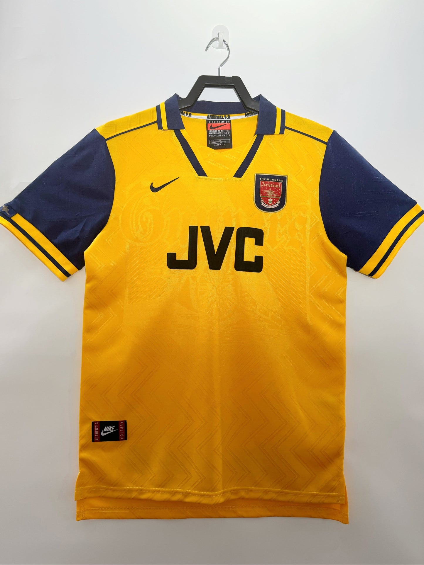 Man's Retro Jersey Arsenal Team Away- 1996/1997