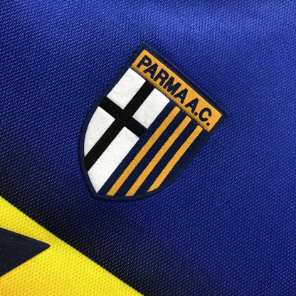 Man's Retro Jersey Parma Calcio Team Home - 2001/02