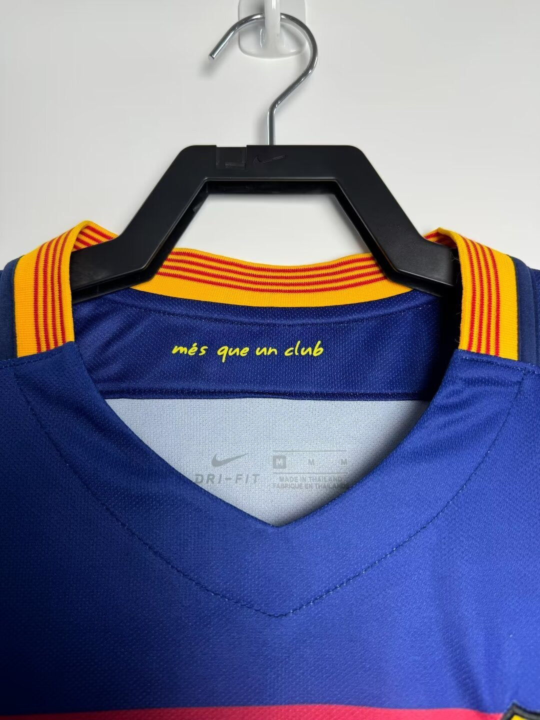 Man's Retro Jersey Barcelona Team Home - 2015/2016