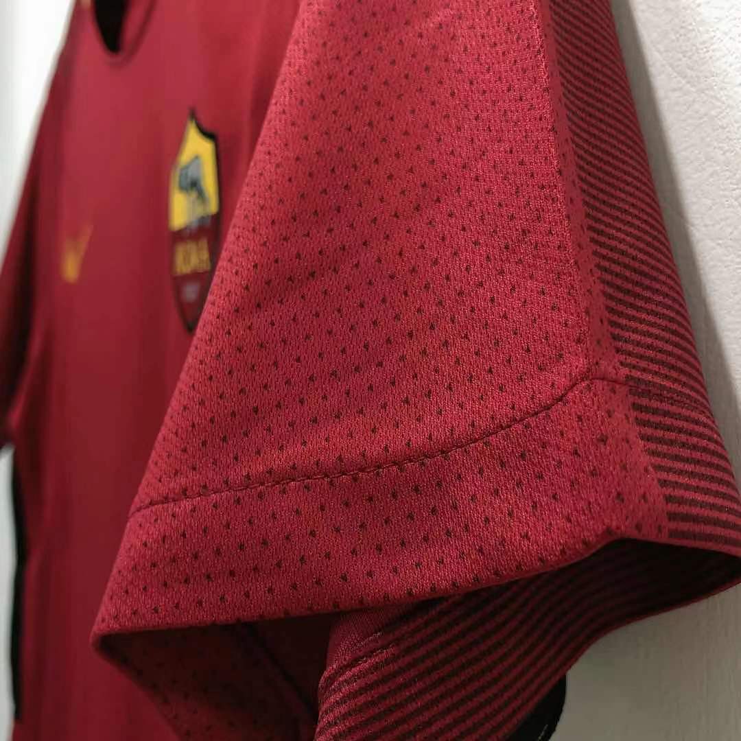 Man's Retro Jersey Roma Team - 2017/18