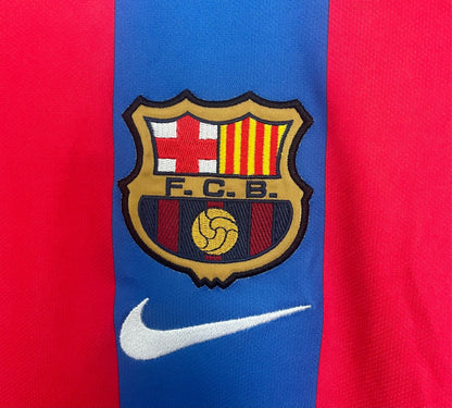 Man's Retro Jersey Barcelona Team Home - 2001/02