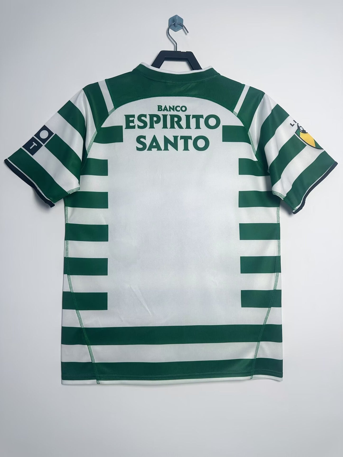 Man's Retro Jersey Lisboa Team - 2003/04