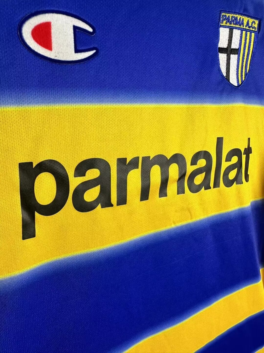 Man's Retro Jersey Parma Calcio Team Home - 1999/00