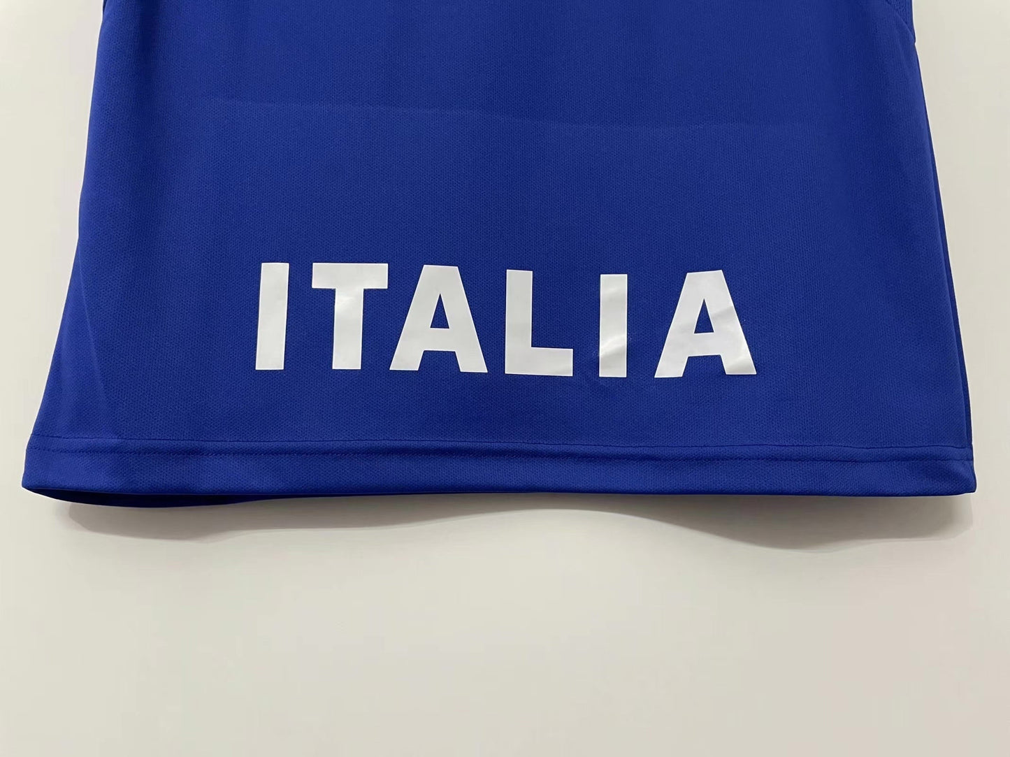 Man's Retro Jersey Italy National Team - 1996
