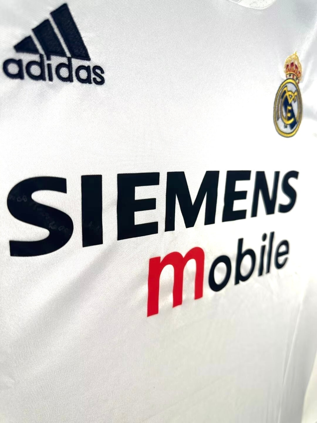 Man's Retro Jersey Real Madrid Team - 2004/05