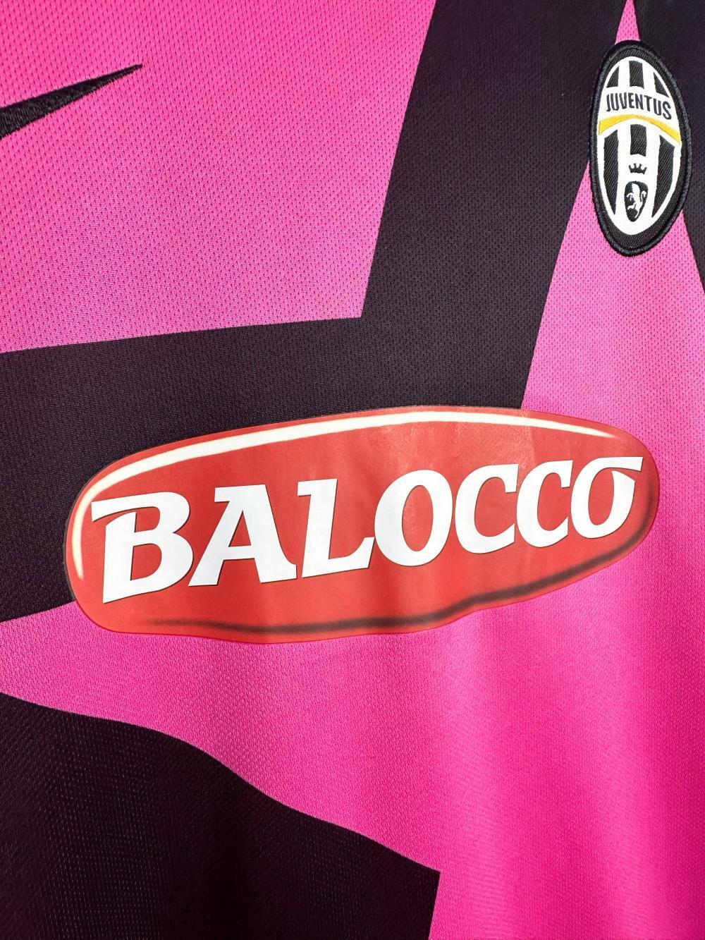 Man's Retro Long Sleeve Juventus Team Away - 2011/12