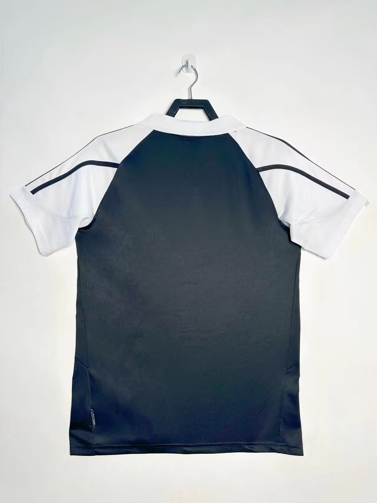 Man's Retro Jersey Real Madrid Team  Away - 2001/2002