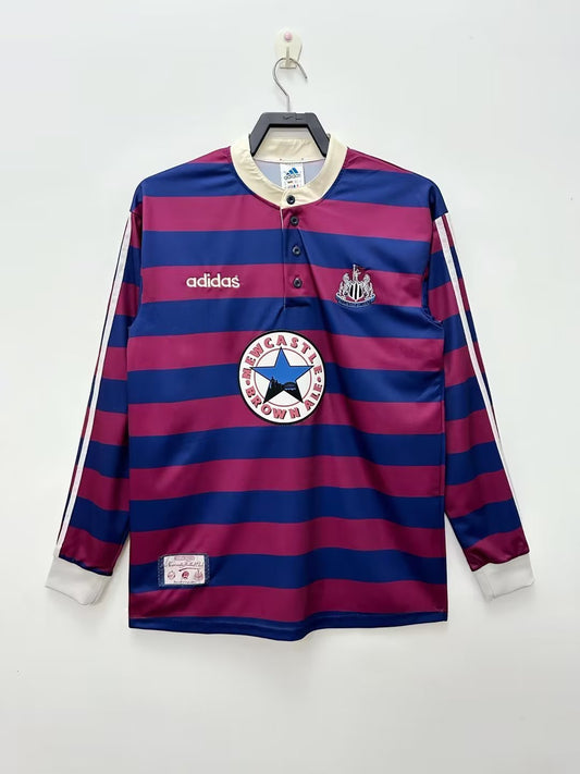 Man's Retro Long Sleeve Newcastle Team - 1995/97