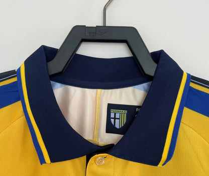 Man's Retro Jersey Parma Calcio Team Home - 1999/00