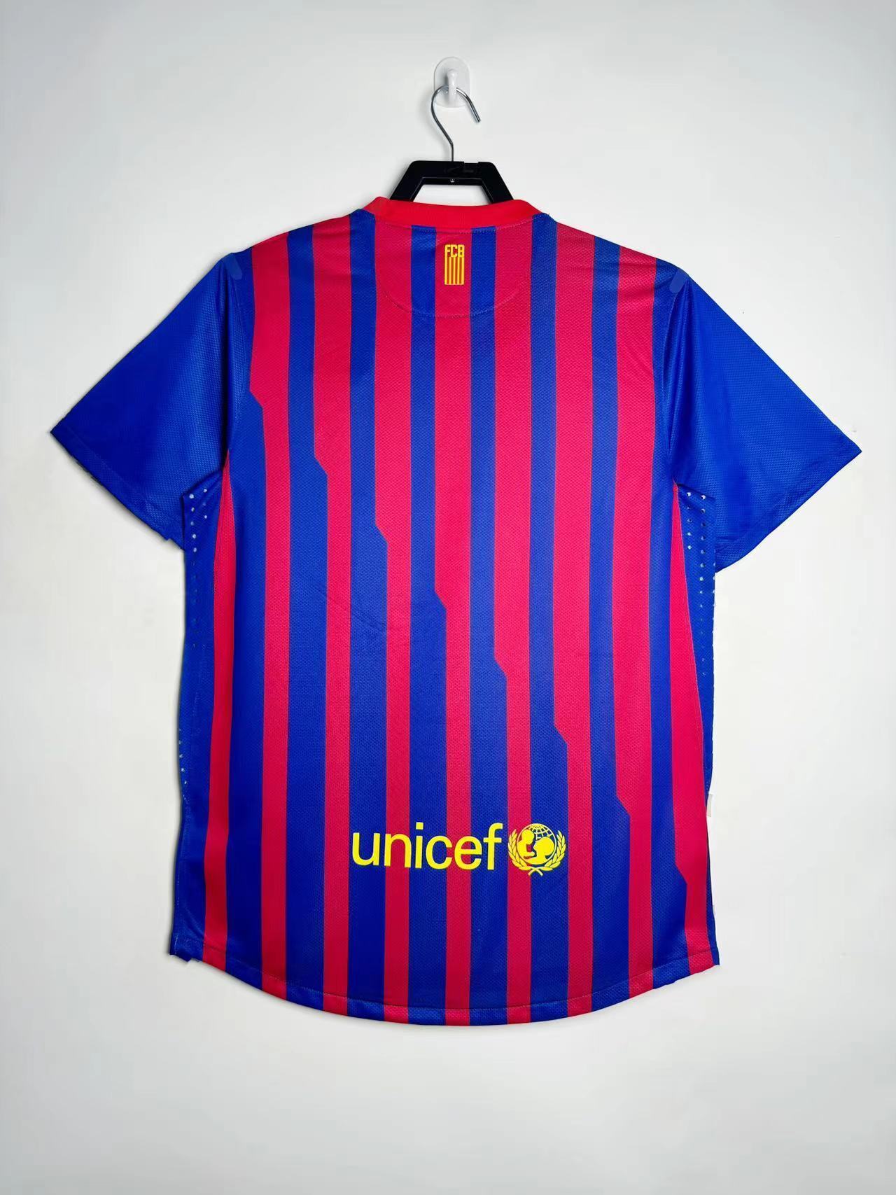 Man's Retro Jersey Barcelona Team Home - 2011/2012