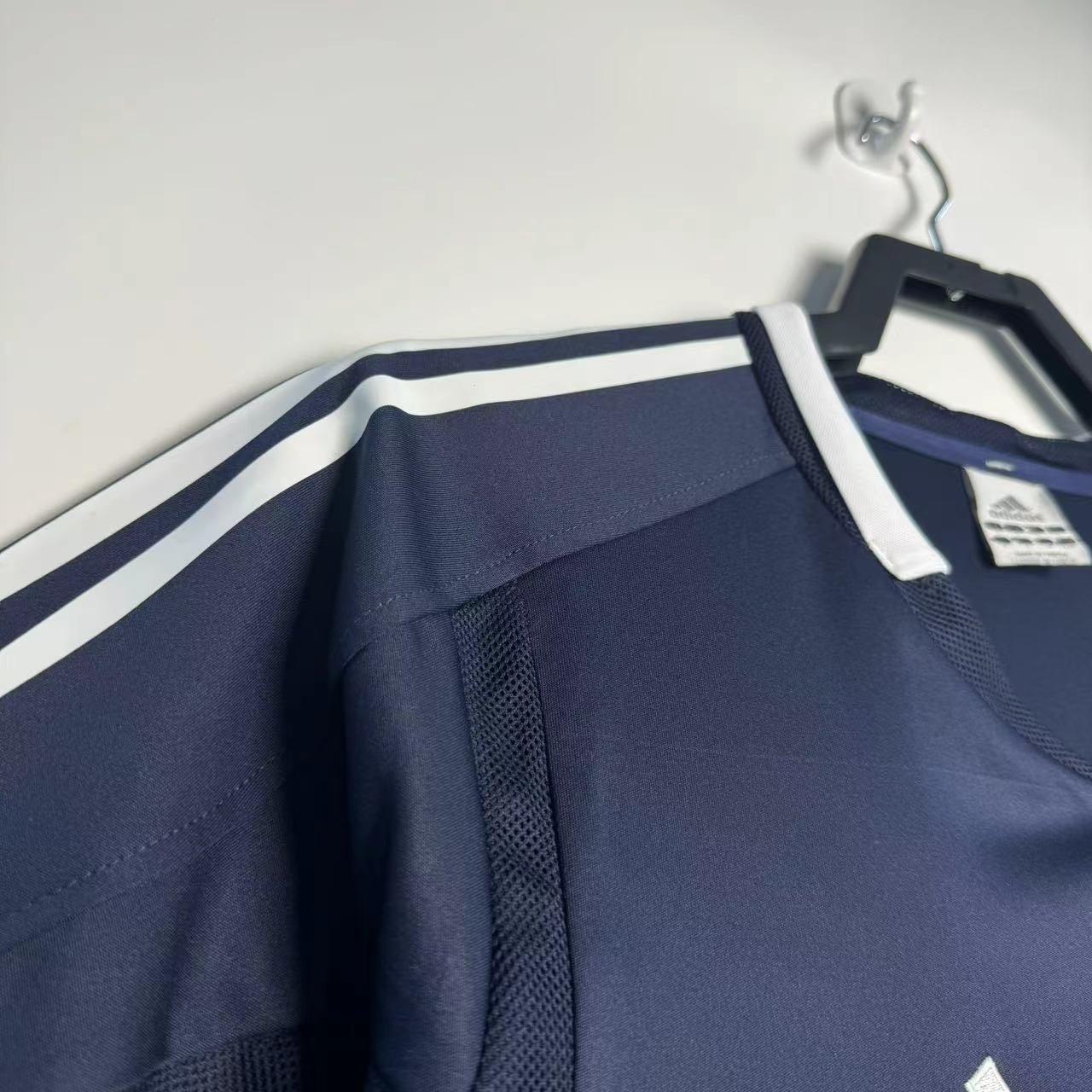 Man's Retro Jersey Real Madrid Team - 2004/2005