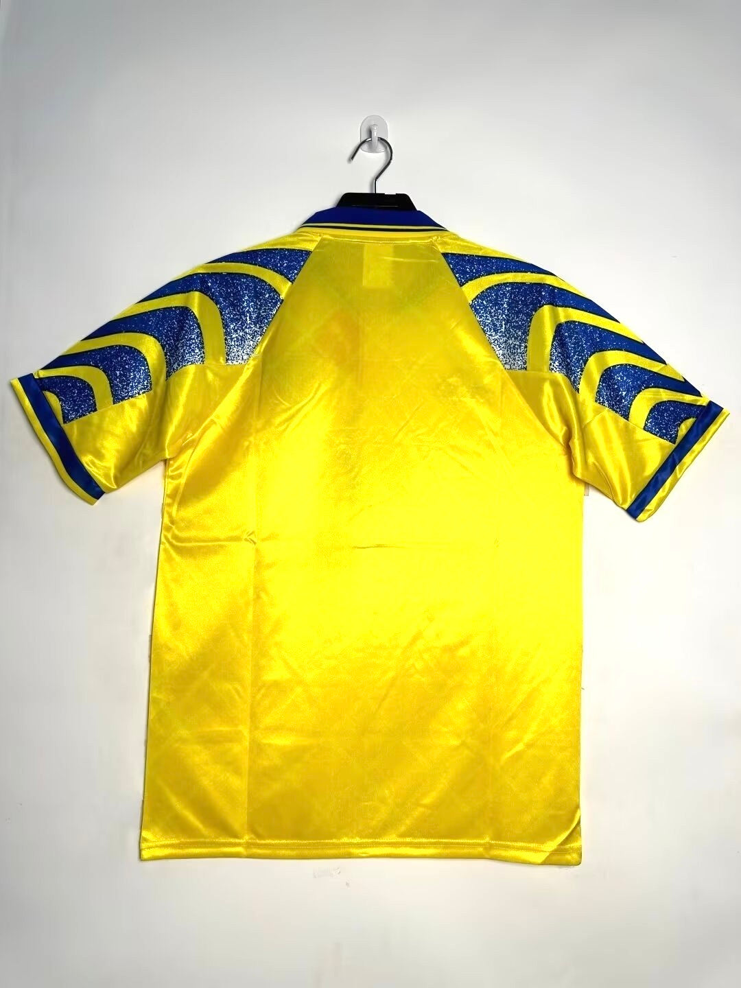 Man's Retro Jersey Parma Calcio Team Yellow - 1995/97