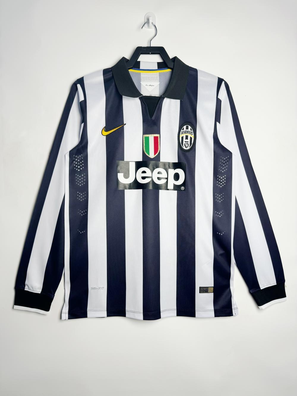 Man's Retro Long Sleeve Juventus Team Home - 2014/2015