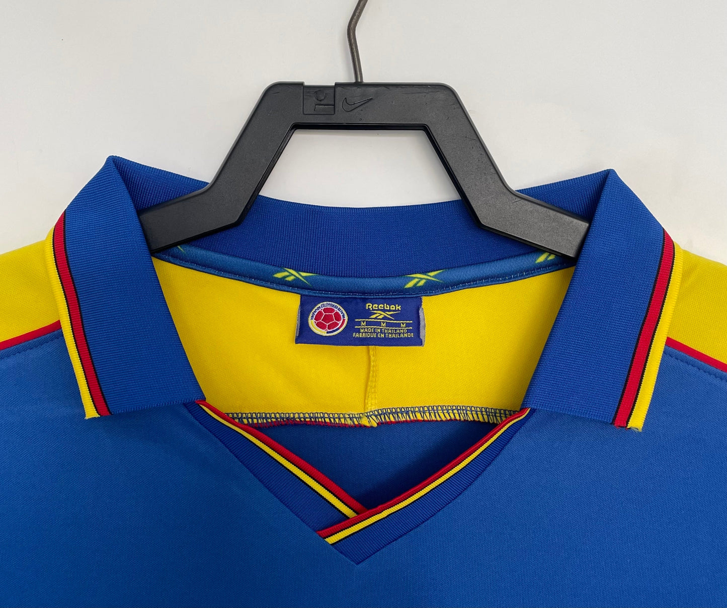Man's Retro Jersey Colombia National Team Away - 1998
