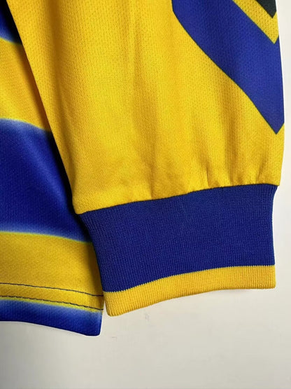 Man's Retro Jersey Parma Calcio Team Home - 1999/00