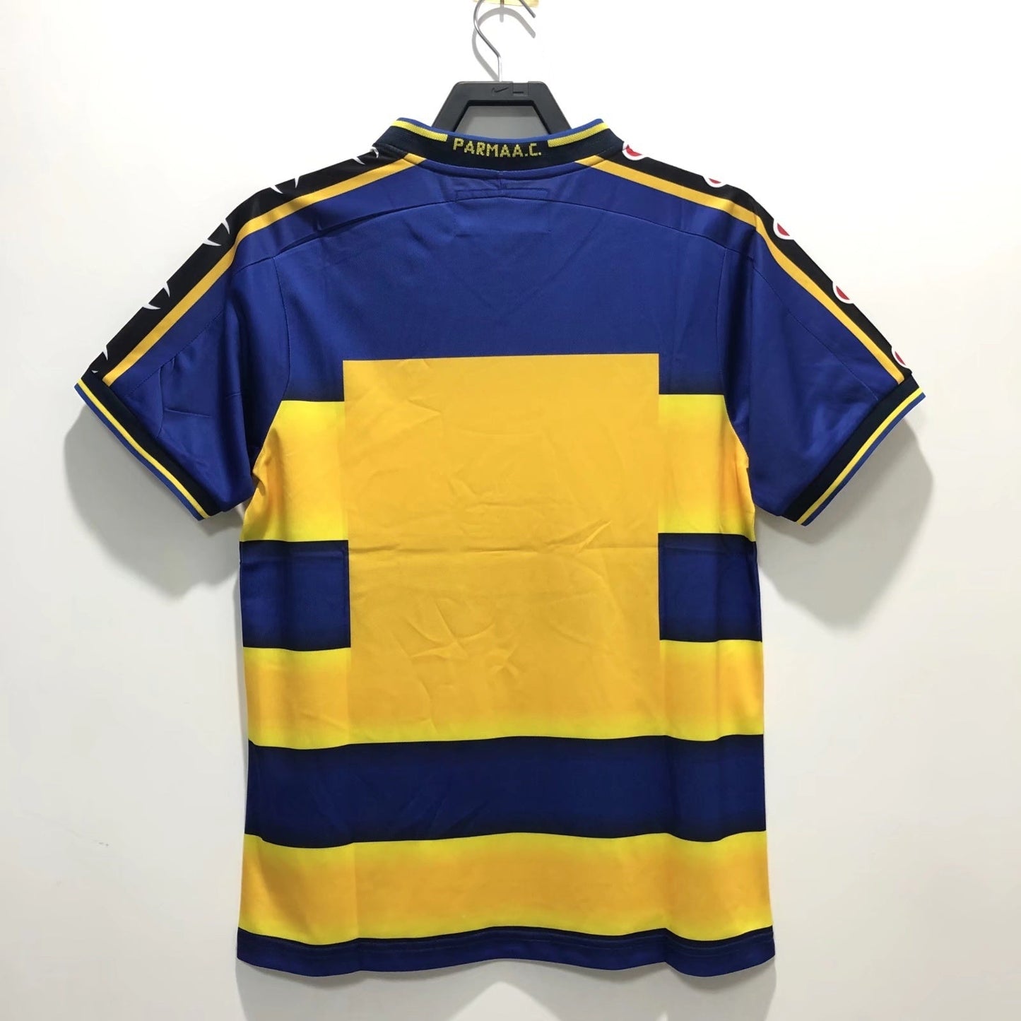 Man's Retro Jersey Parma Calcio Team Home - 2001/02