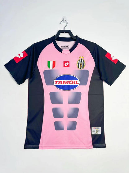 Man's Retro Jersey Juventus Team Pink - 2002/03