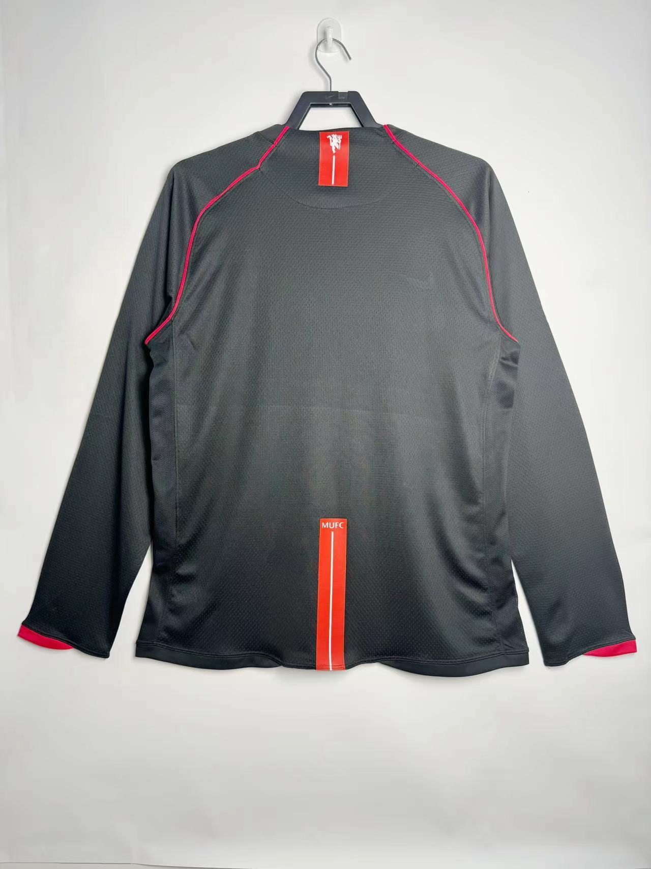 Man's Retro Long Sleeve Manchester United  Team Black - 2007/2008