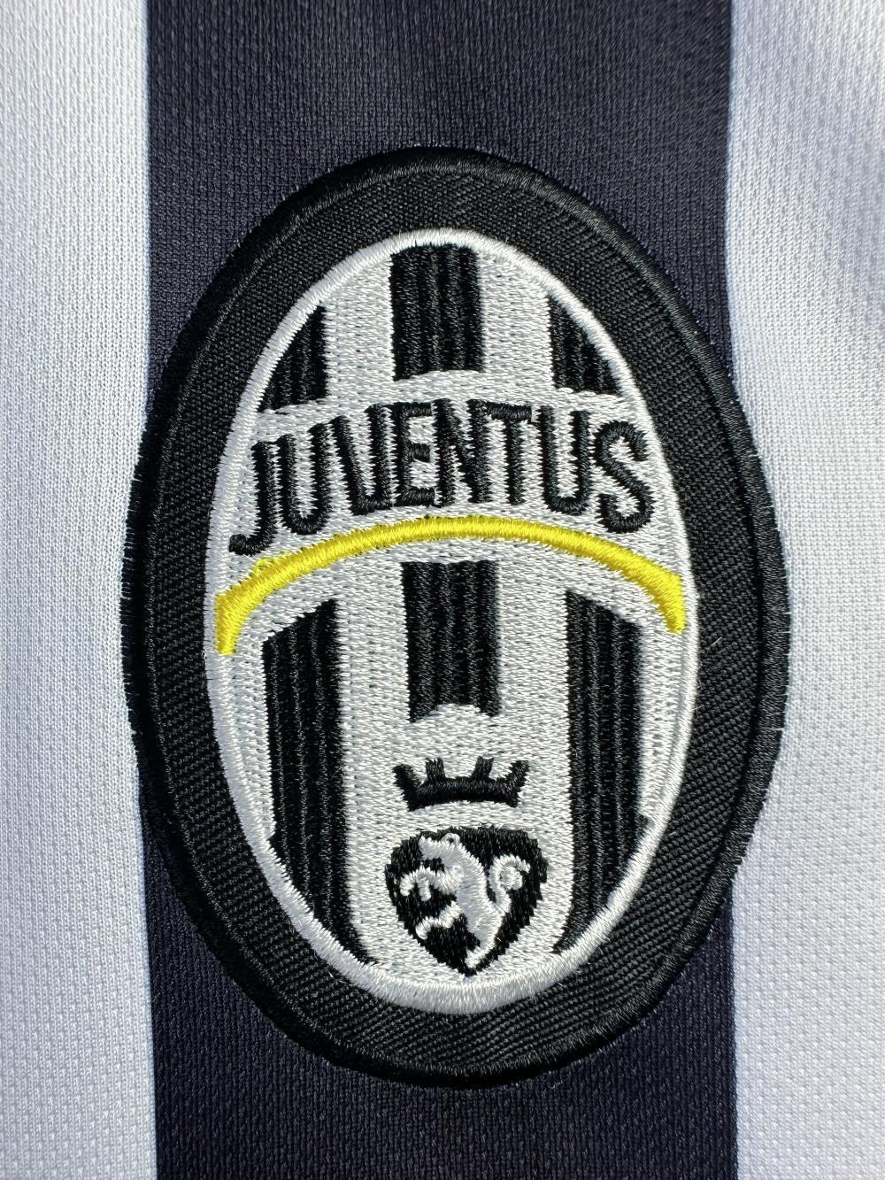 Man's Retro Jersey Juventus Team Home - 2014/15